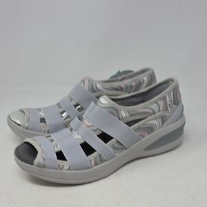 Bzees Frili Women's Gray and Pink Sandals Size 9